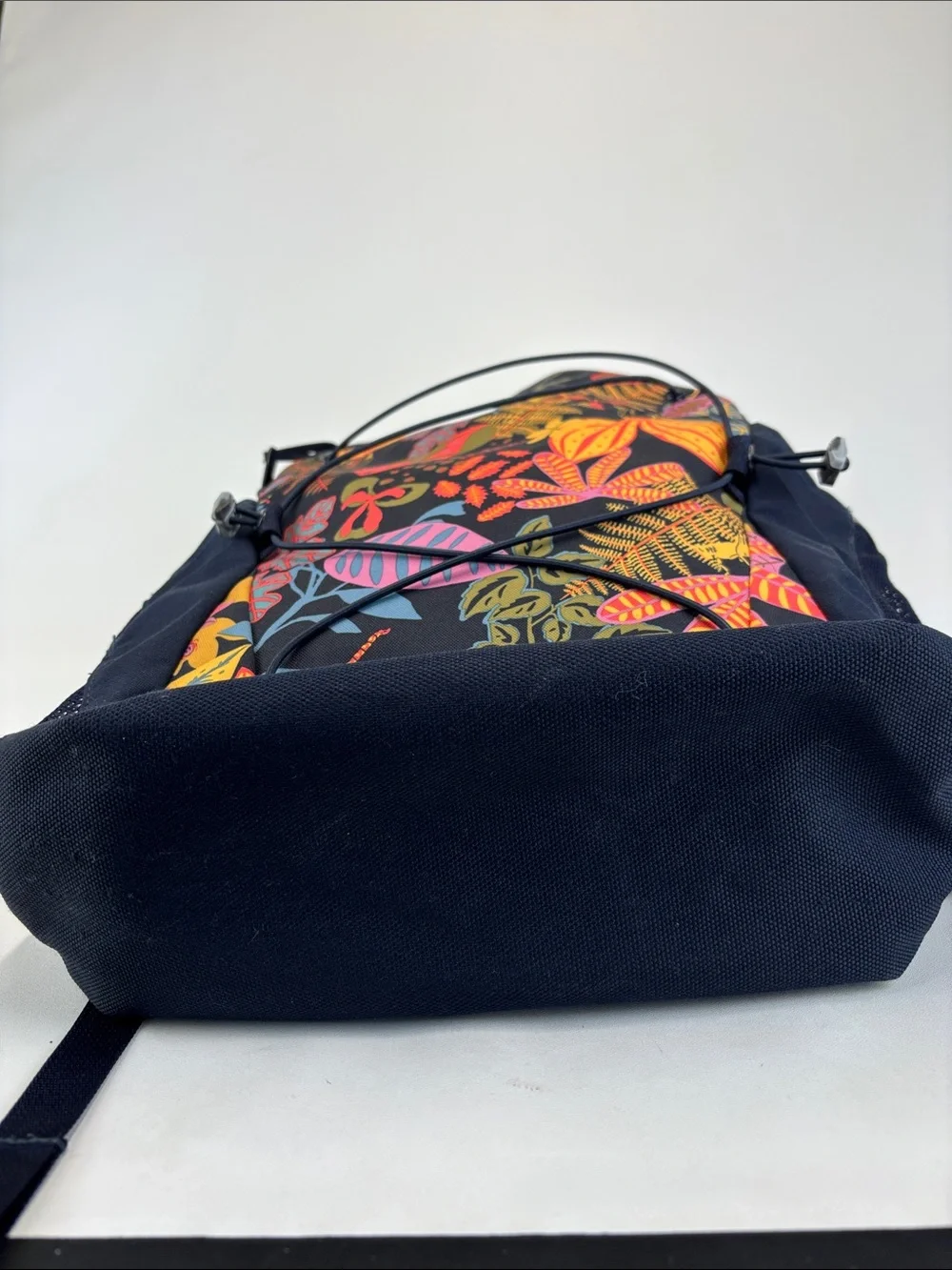 THE NORTH FACE Women's Jester Backpack Navy Lone Wanderer Print Tropical